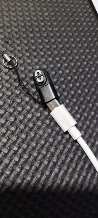 Ładowarka aftershokz shokz usb C przejściówka