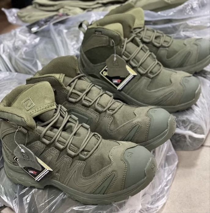 Берці, напівберці, кросівки Соломон