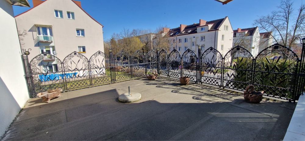 Wynajem lokalu usługowo-handlowego centrum Janikowa 600 m2