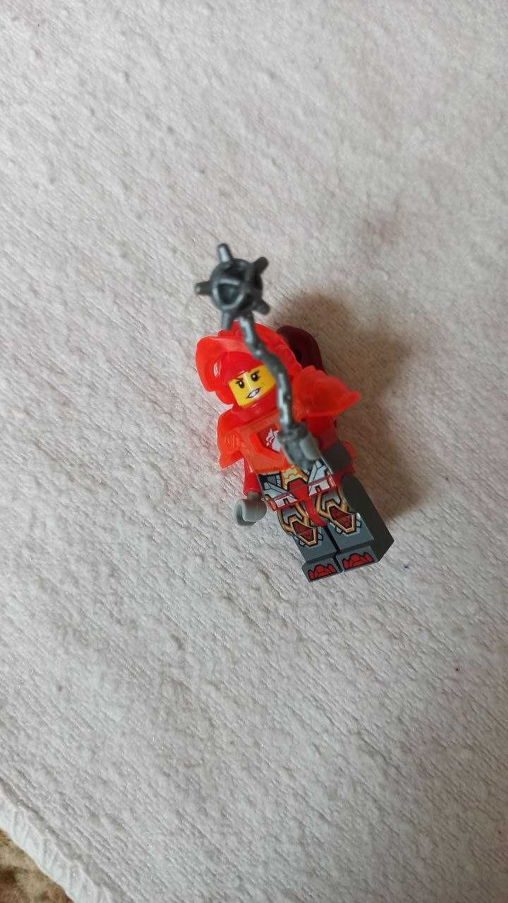 Lego Nexo Knights - Macy Halbert