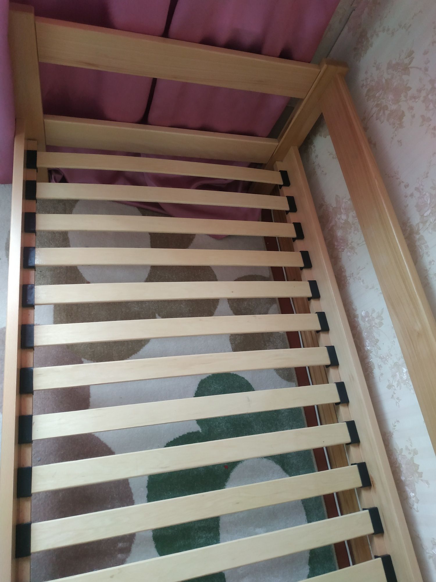 Ліжко дерев'яне з матрацом Велам Агат  190*80