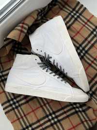 Nike Blazer adidas