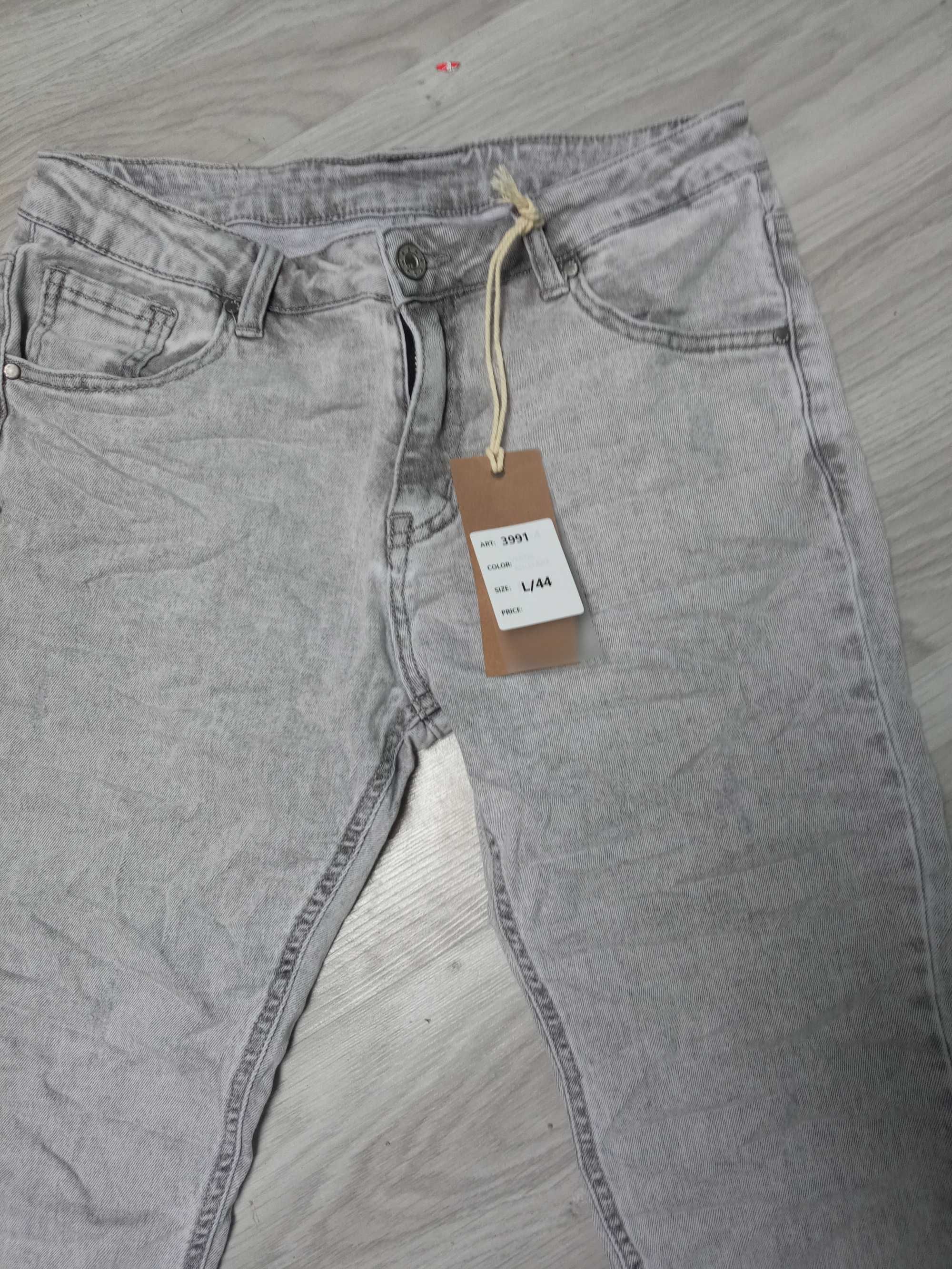 Spodnie jeans rozmiar L