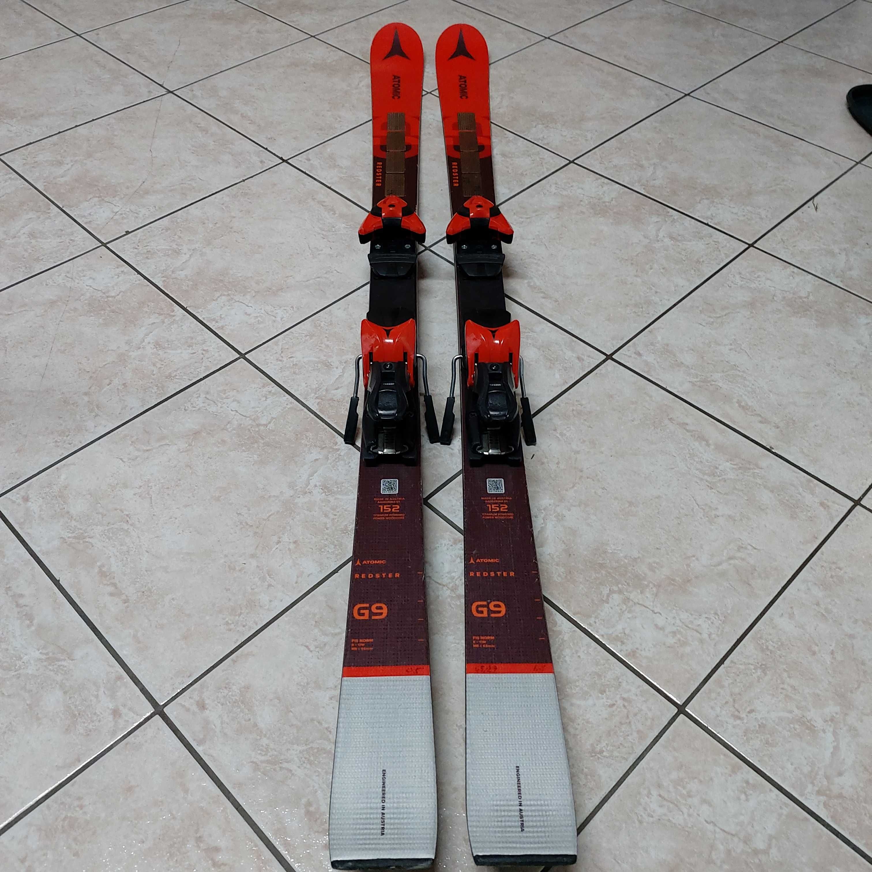 Atomic Redster G9  152cm FIS norm