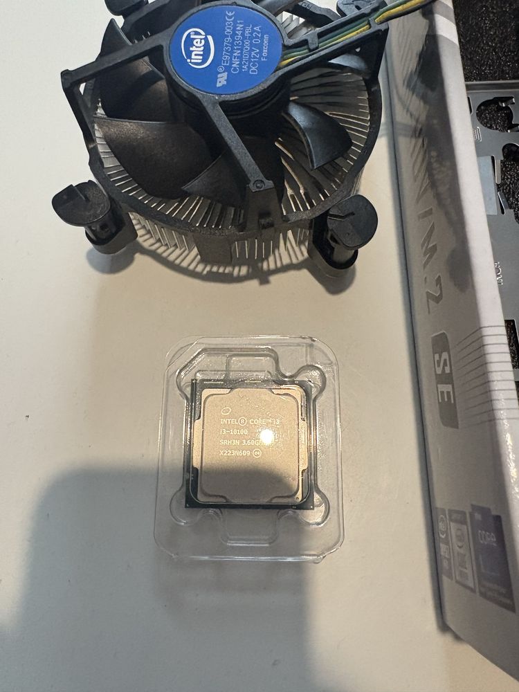 Zestaw procesor i3 10100 + H410M H V3