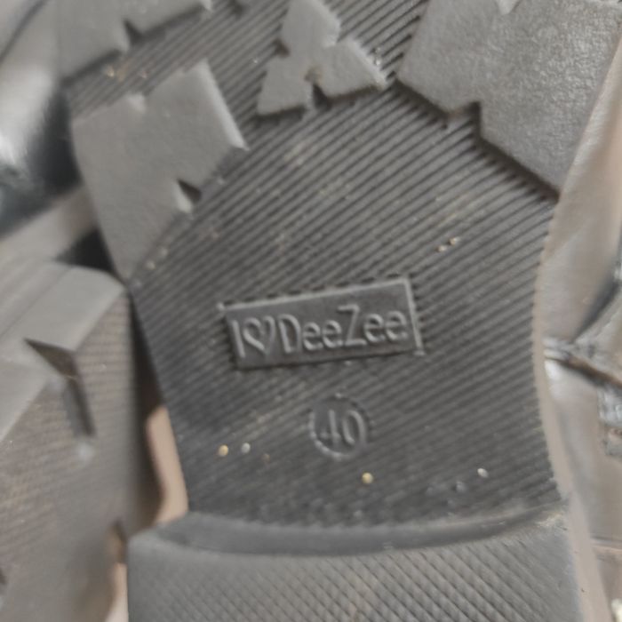 Trzewiki DeeZee rozmiar 40