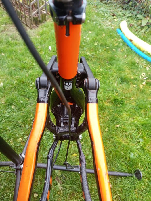 Rama mondraker foxy M + sztyca rc reverb