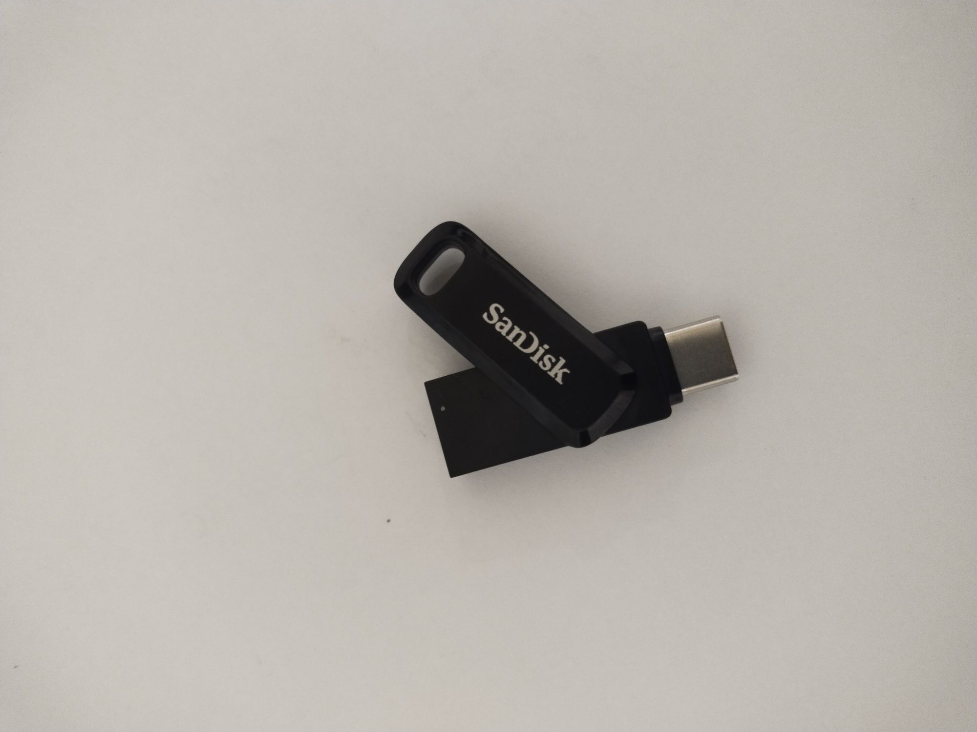 Флешка SanDisk 64 GB Ultra Dual Drive Go Type-C Black