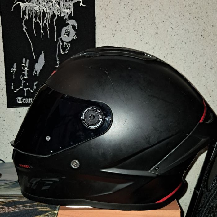 Мотошолом MT STINGER 2 A1 Solid Matt Black L