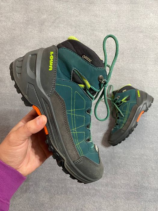 Трекінгові ботінки Lowa Gore tex