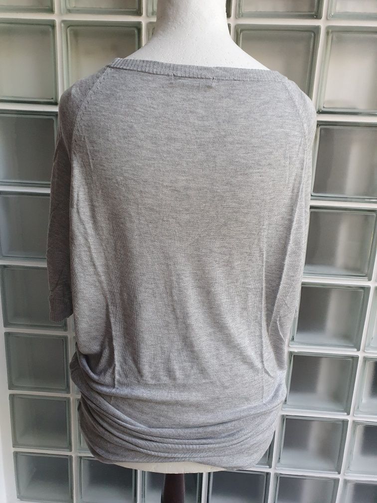 Cienki sweterek Tatuum, rozmiar 44