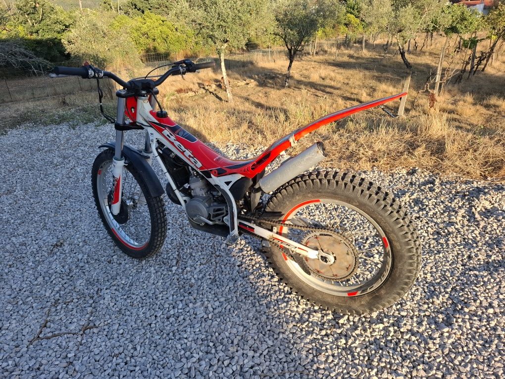 Mota de Trial Beta 80 cc Senior