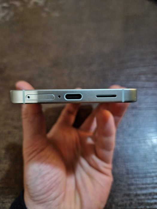 Samsung Galaxy S25 12/128GB (Mint) soft unlock