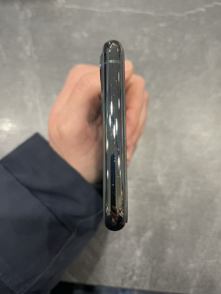 iPhone 11 pro max 64 gb
