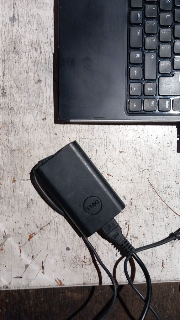 Laptop dell latitude 3330 i3