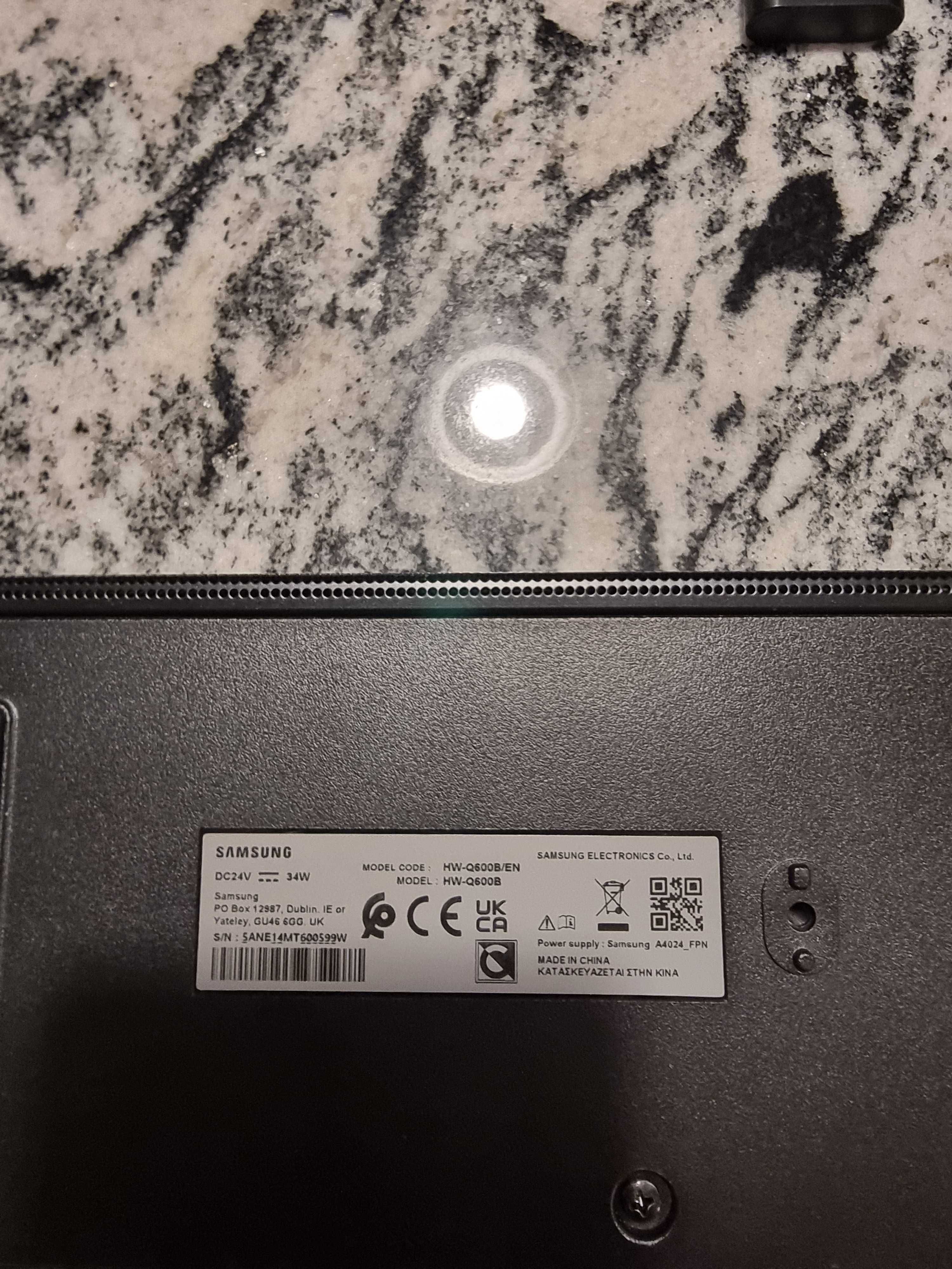 Soundbar Samsung HW-Q600B 3.1.2 z Subwooferem