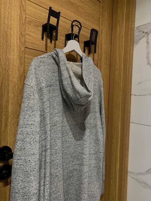 Bluza/sweter z kapturem Reserved