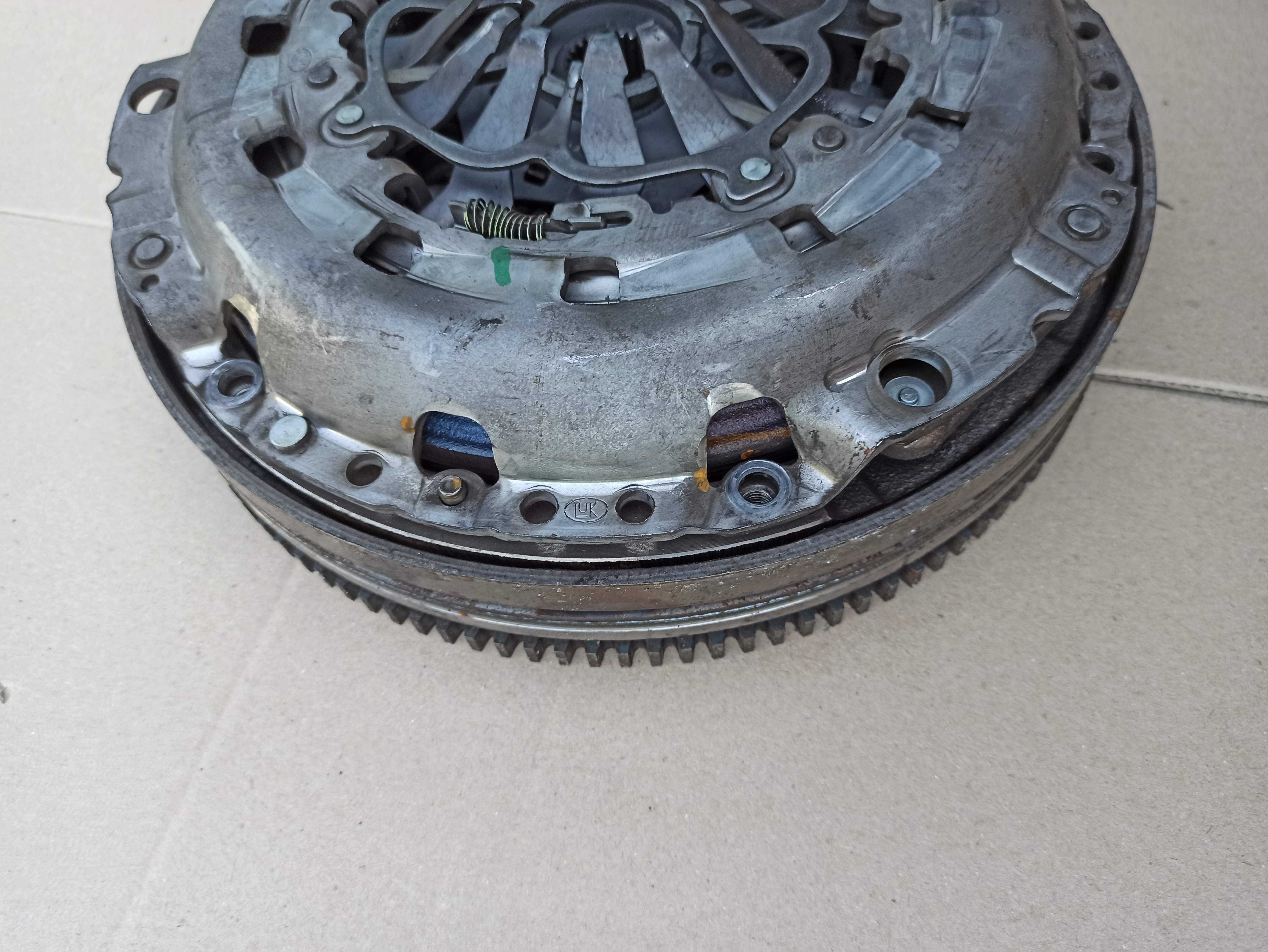 Dwumasa Sprzegło VW PASSAT AUDI A4 B6 B7 1.9 TDI 6 Biegów Dwumas BDB