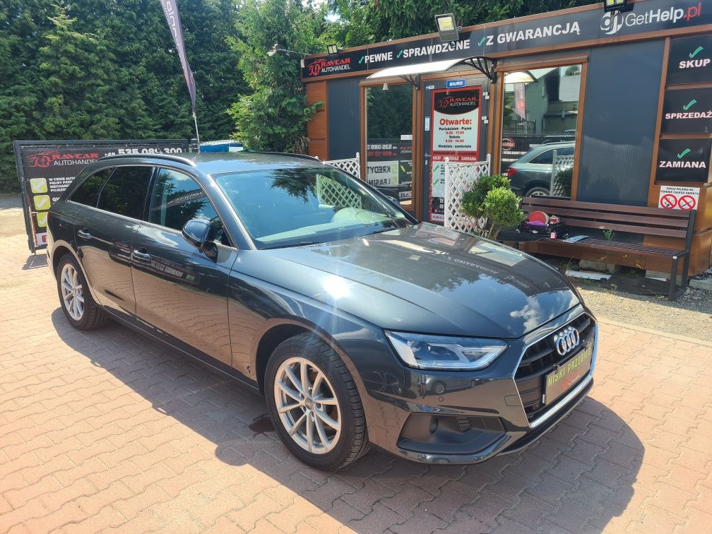 Audi A4 / 2023 / 2.0 150 ps / Benzyna / Niski Przebieg / Automat /