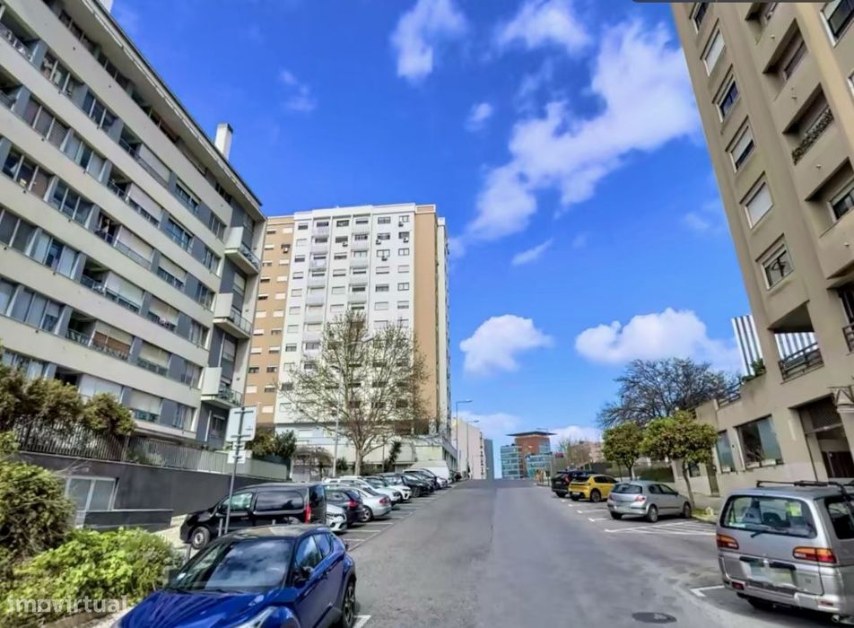 T3 mobilado com parqueamento p/ arrendamento em Lisboa Expo