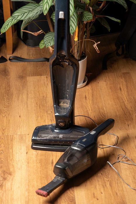 Electrolux Ergorapido Classic EERC75DB, odkurzacz pionowy
