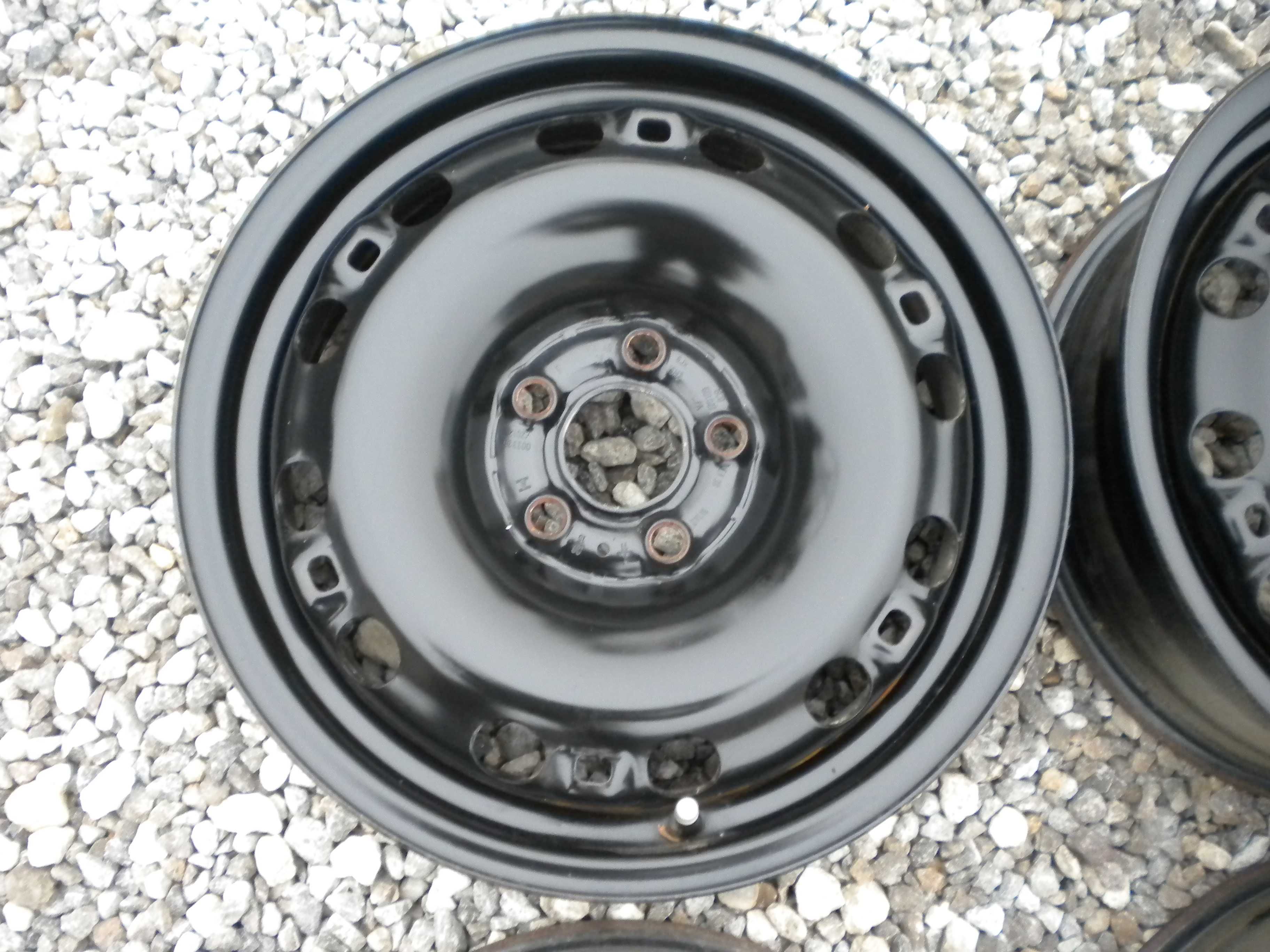 Felgi stalowe 15 5x100 et38 VW Polo Skoda Fabia, Rapid Seat Ibiza