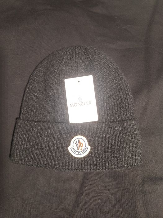 Czapka Moncler zimowa