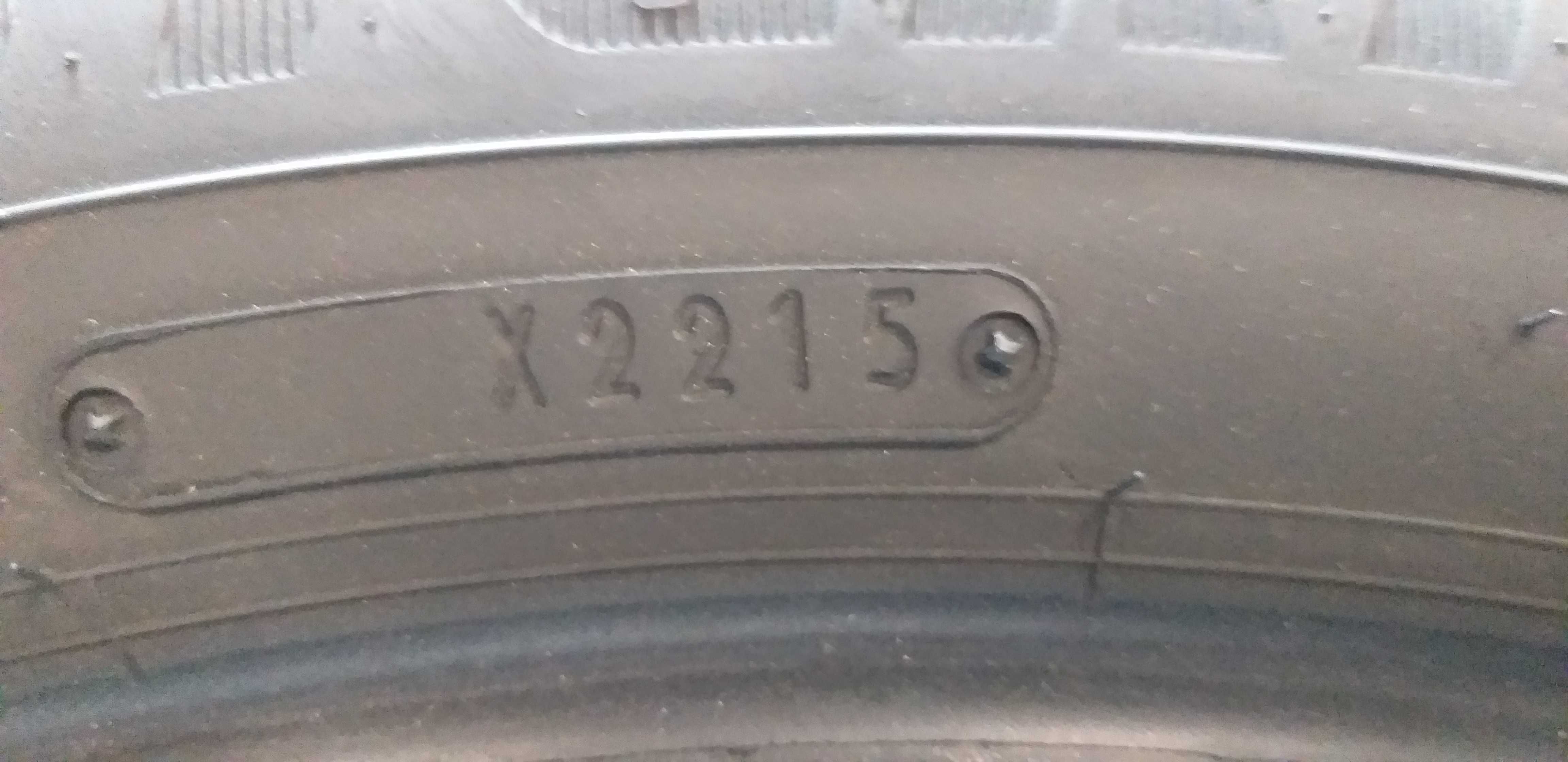 K316395D 225/55R19 99V Goodyear Efficient Grip SUV 4x4 2015rok