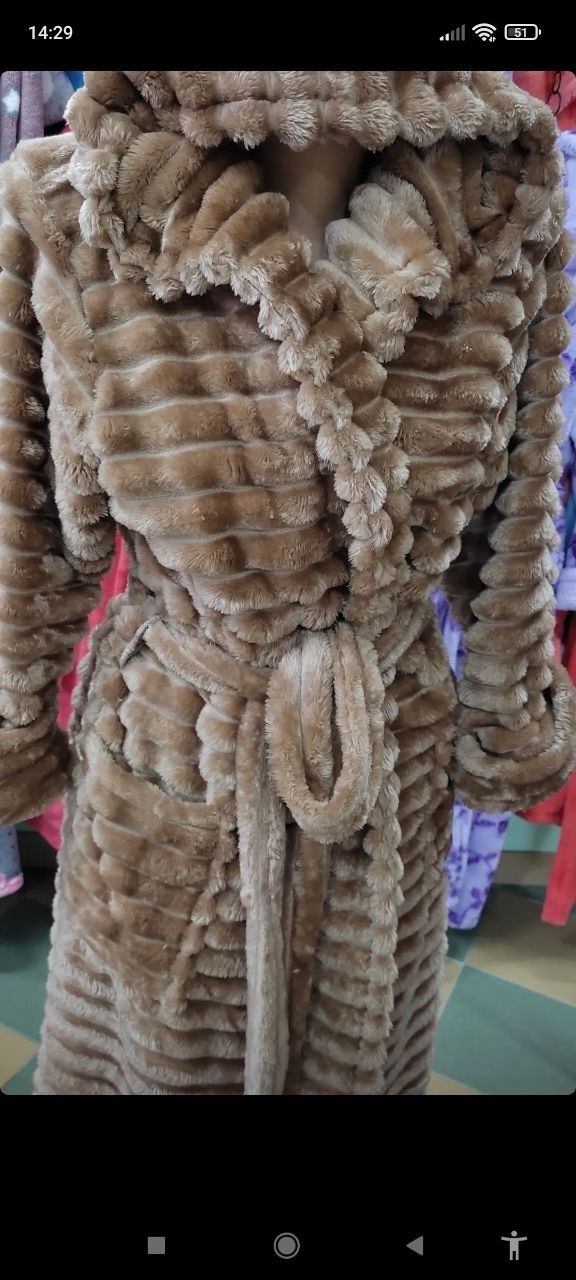 Халат плюшевий шарпей. Виробництво Туреччина.
Розміри 44-56
Ціна 1800