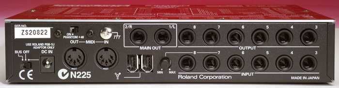 Roland Edirol FA-110 - Interface de áudio 10 entradas e 10 saídas