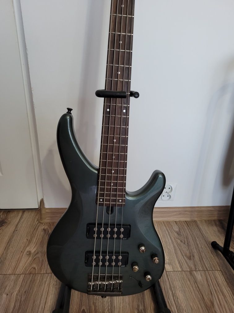 Yamaha trbx 305 gitara basowa