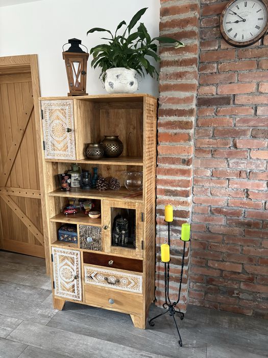 Drewniany regał industrialny retro