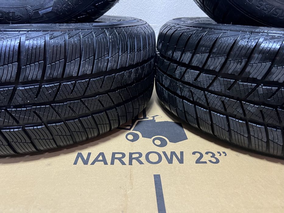 Комплект зимової резини 215/55 R16 Barum Peugeot