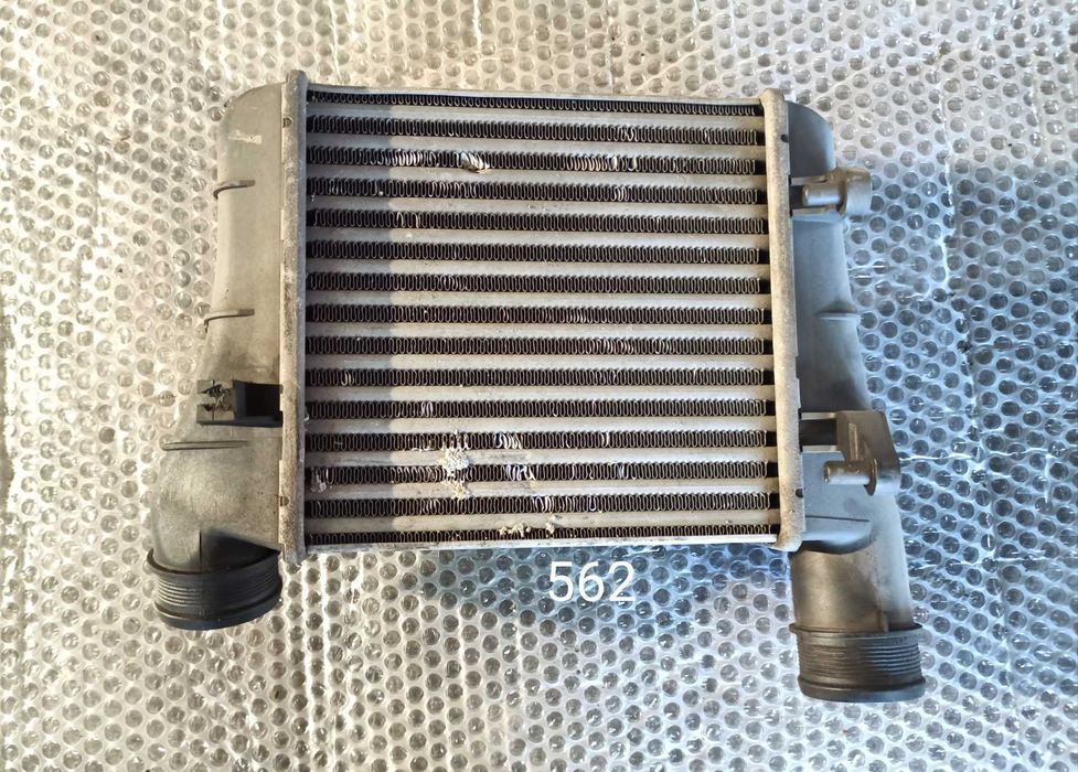 Chłodnica Intercooler AUDI A4 B7 (nr 562)