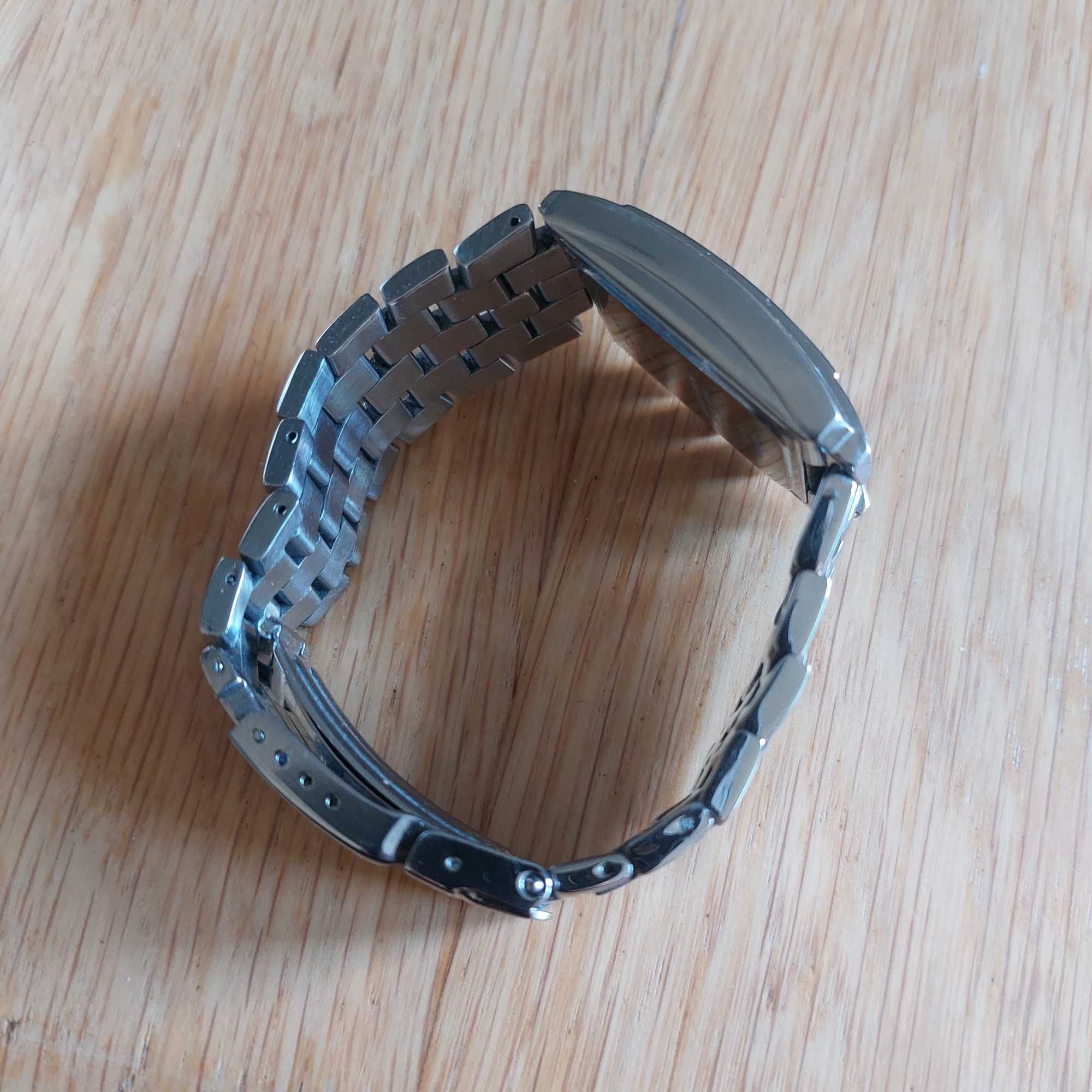 Zegarek chronograf swiss