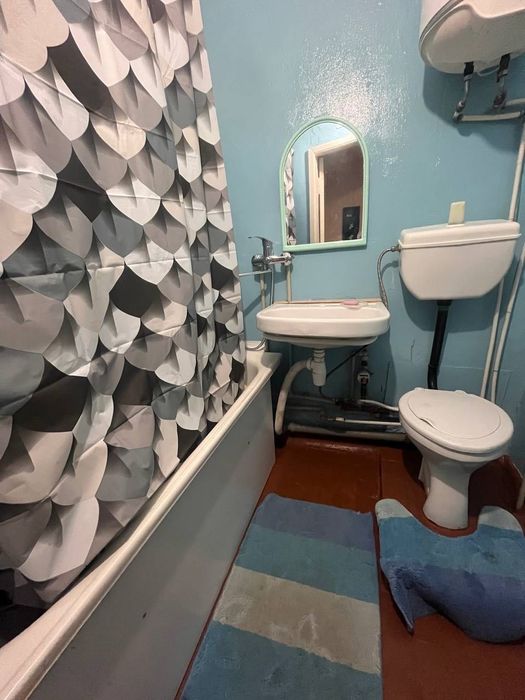 Здається одно кімнатна  квартира район Уманчанка