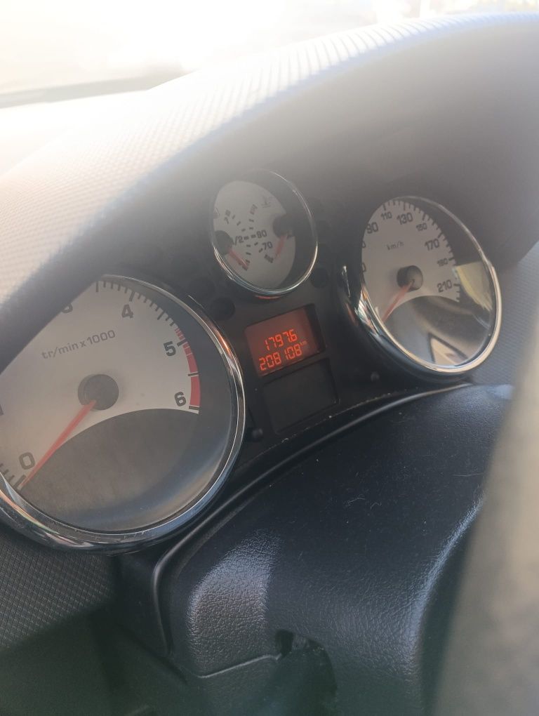 Peugeot 207 1.6 HDI