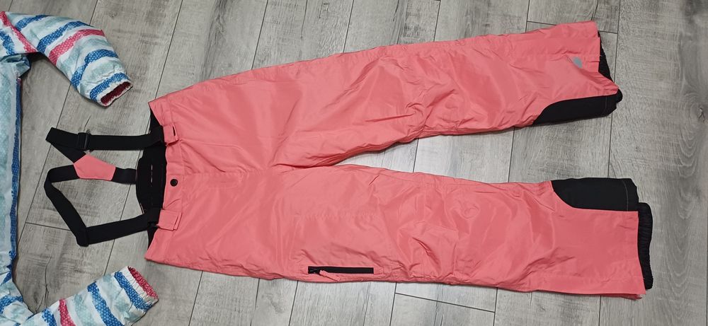 Kombinezon narciarski kurtka i spodnie 146-152cm