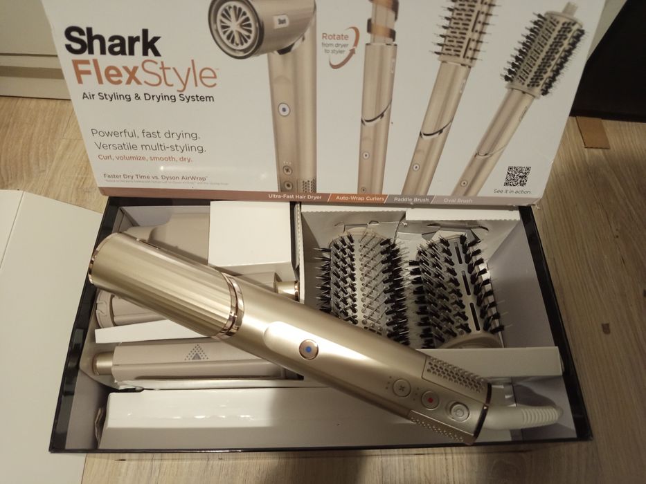 Sprzedam suszarka do włosów Shark Feliks Stylę