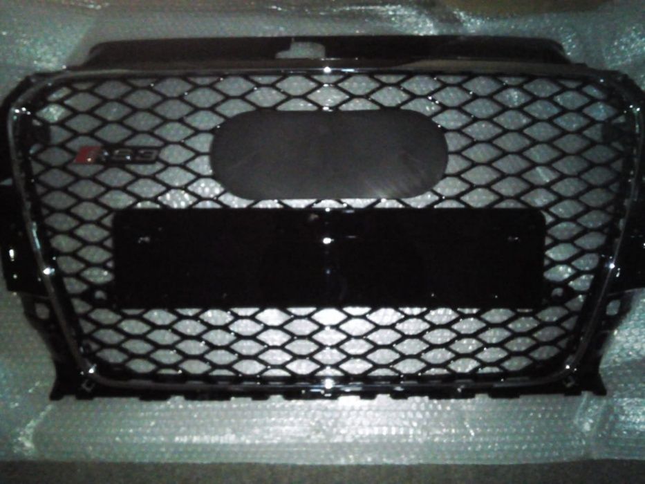 Grill Audi A3 11-15 styl RS3 Chrom