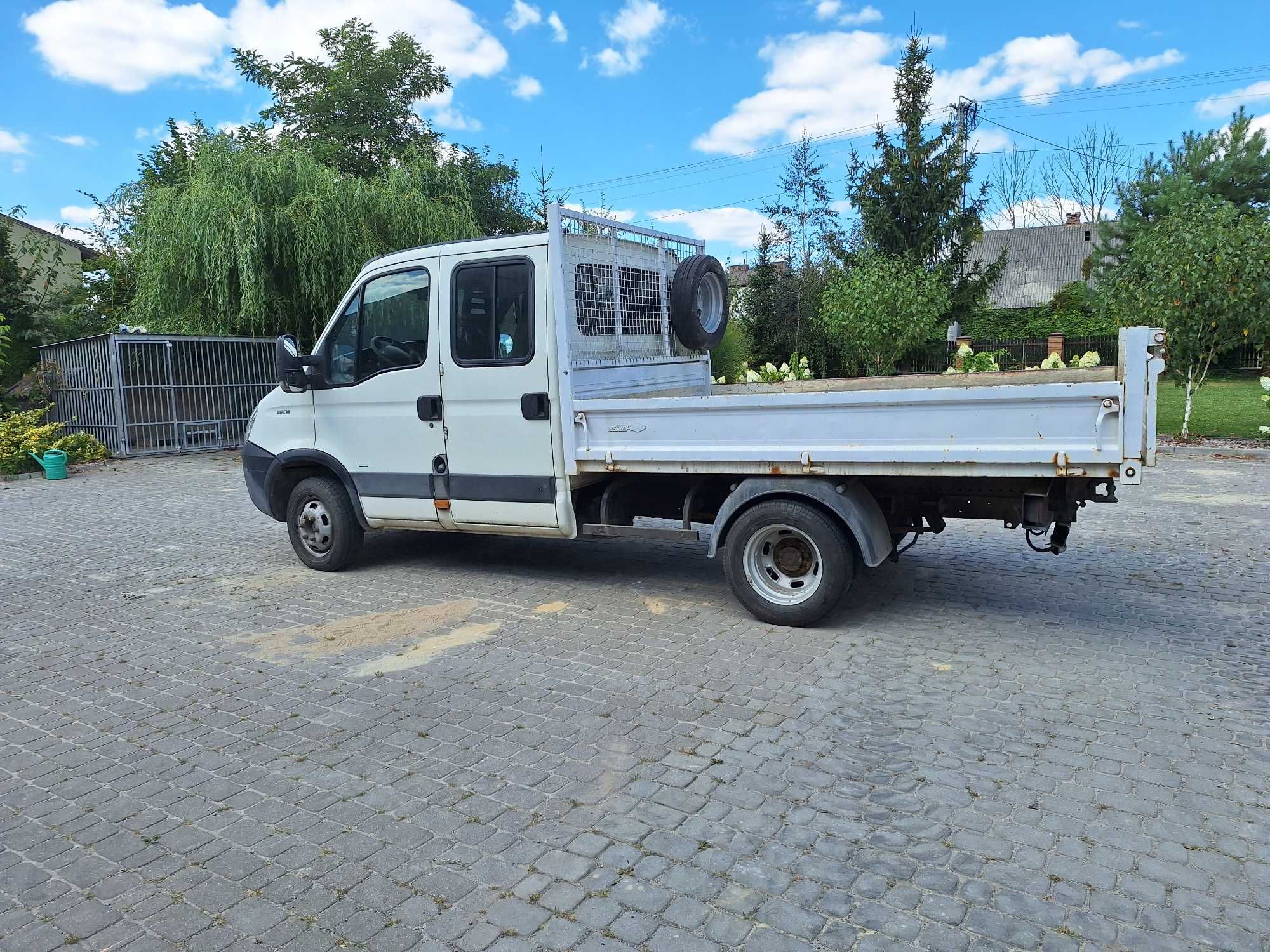 Sprzedam Iveco Daily 35C12D, pojemność 2,3 diesel, 2007 rok, doka