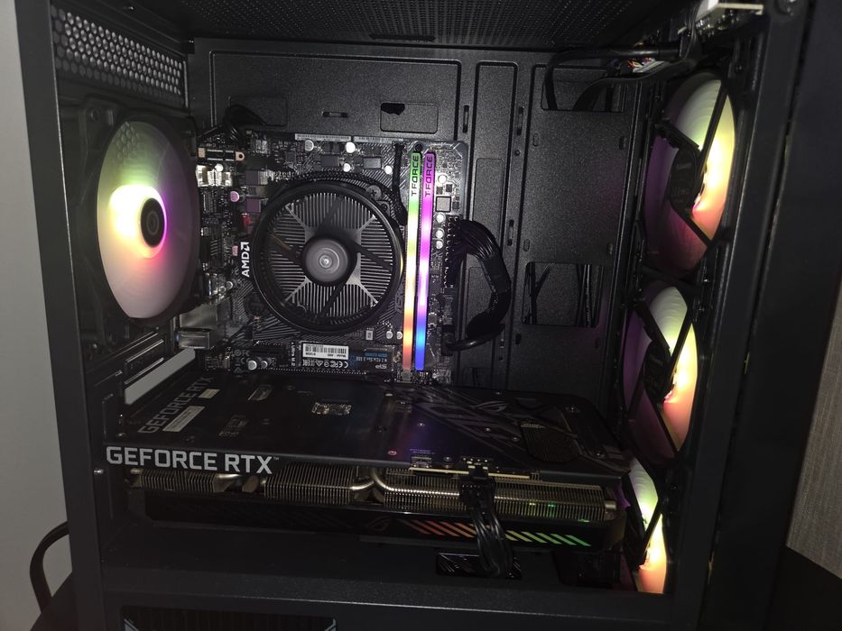 ASUS ROG STRIX 3060 12gb r5 5600