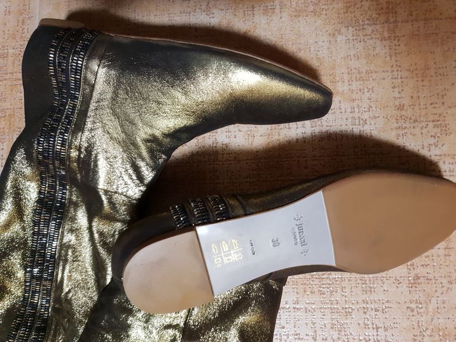 Чоботи Judari Італія нові