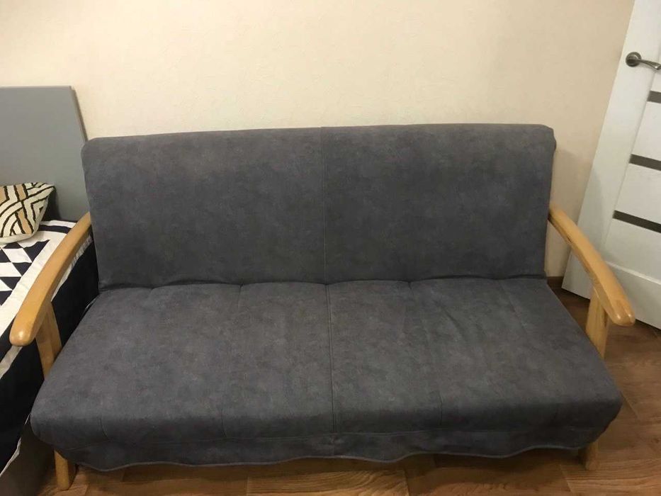 Продається розкладний диван