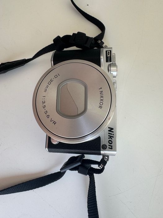 Nikon 1 J5 4K Camara Digital
