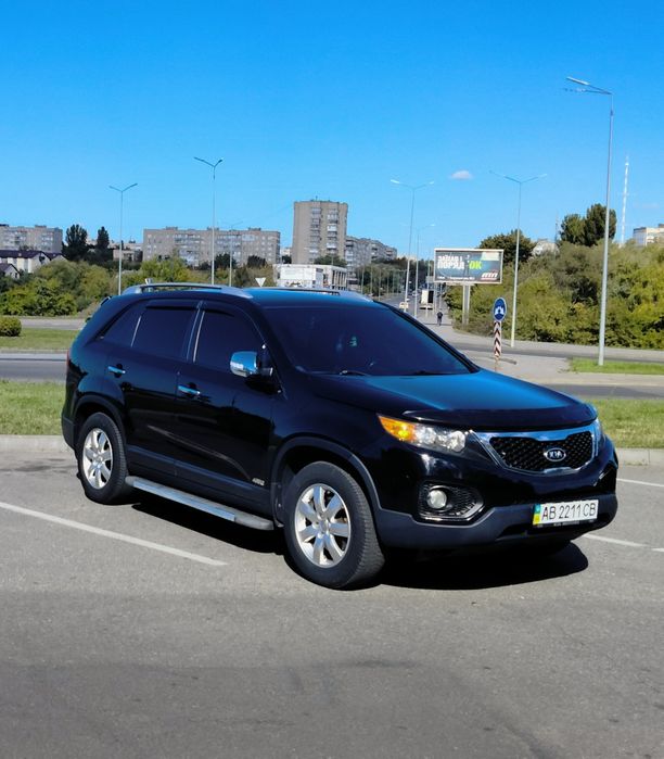 Продам власну машину Kia Sorento 2010 рік .