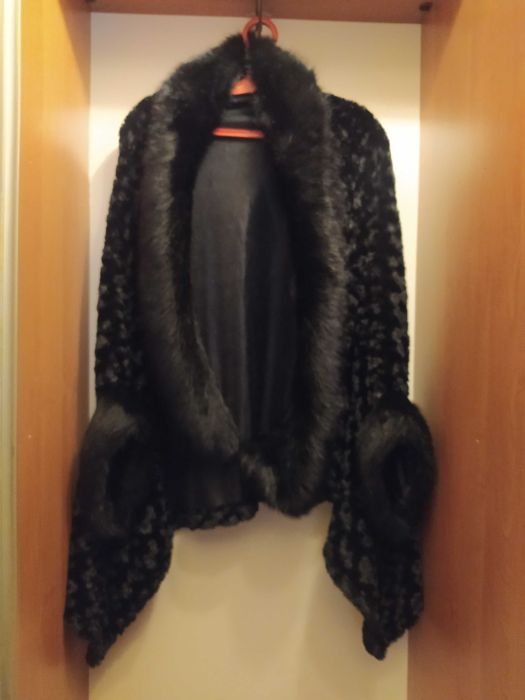 Накидка чорна 56-58