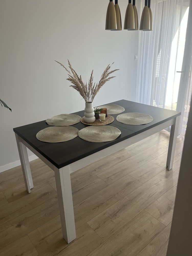 Piekny stół 90/160 rozklada sie do 200 cm