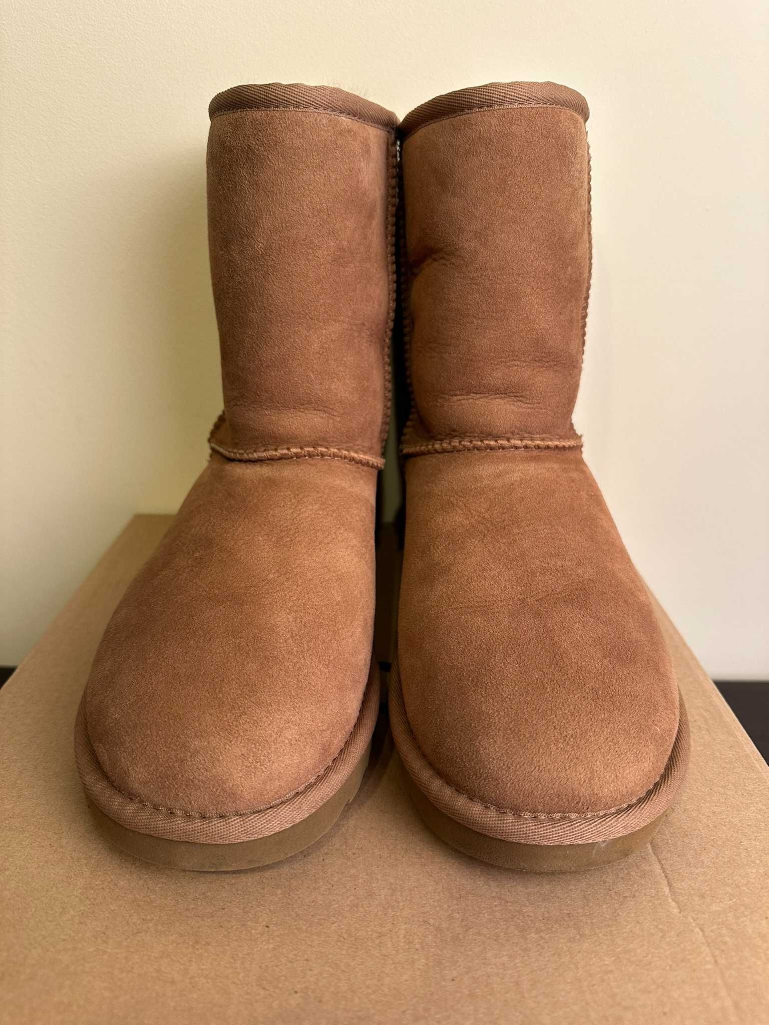 Botki/Śniegowce UGG Classic Short II