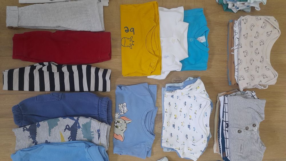 Paka dla niemowlaka 62-68  H&M cool club